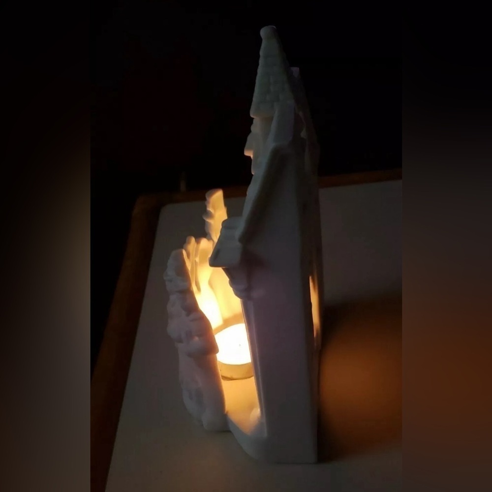 PartyLite Village Carolers Tealight Candle Holder Bisque Porcelain PO204 - Picture 12 of 13